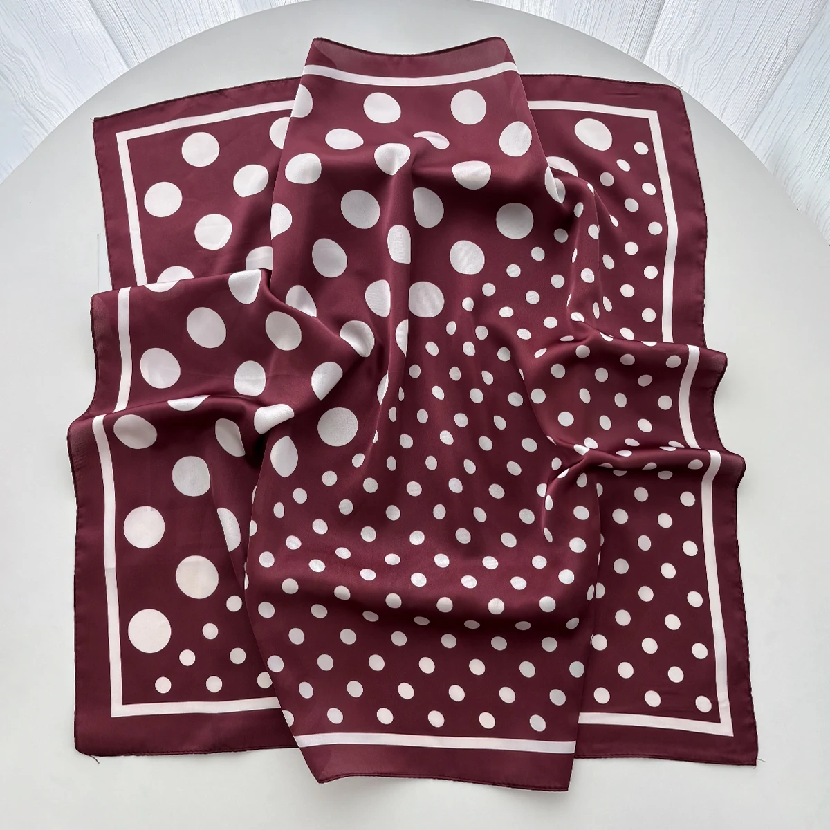 Women Elegant Soft Satin Squar - đánh giá và giá Silk Scarf Square