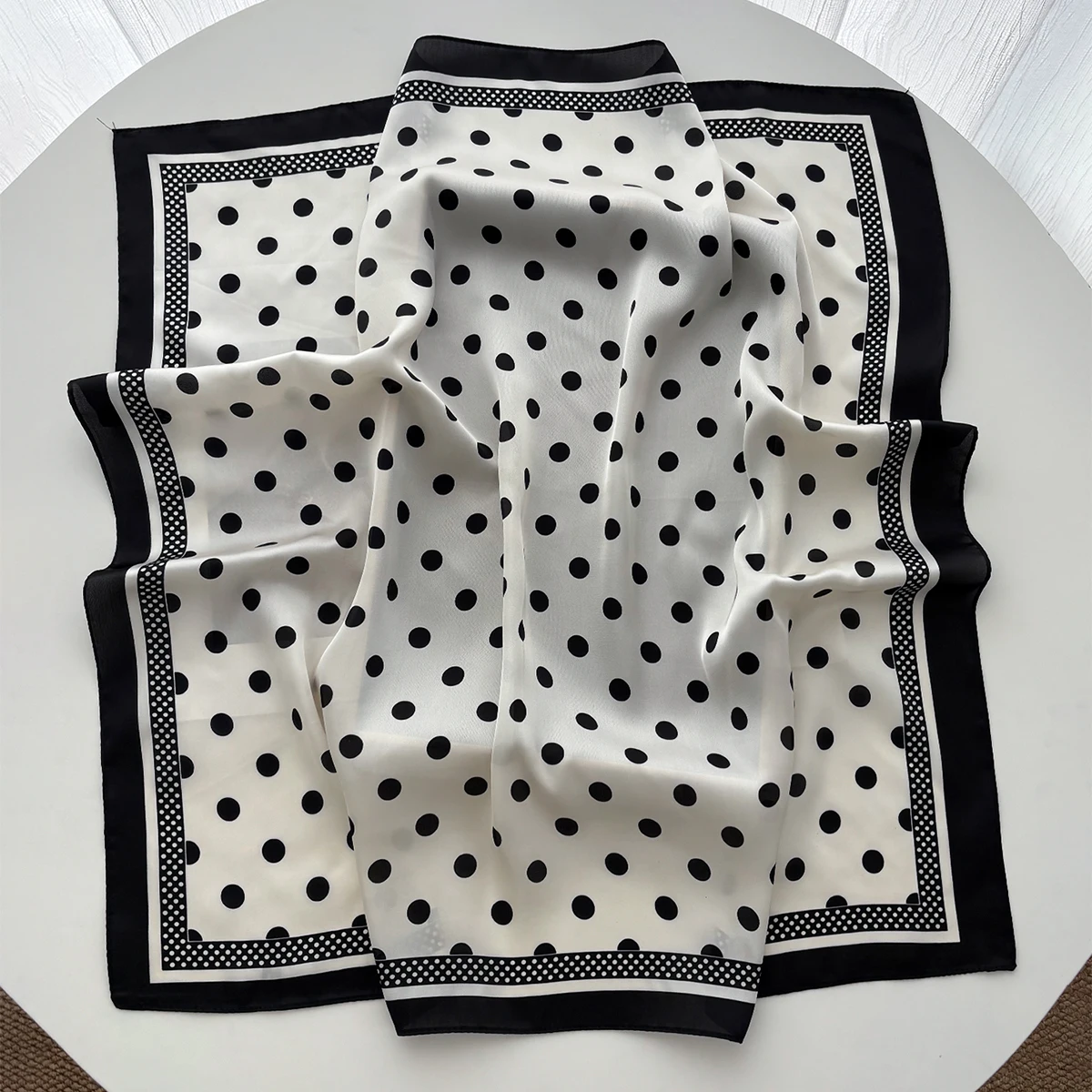 Women Elegant Soft Satin Squar - đánh giá và giá Silk Scarf Square